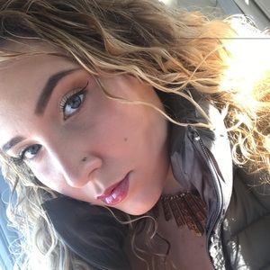 Meet your Posher, Rachael